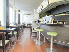 �q�ȃt���A